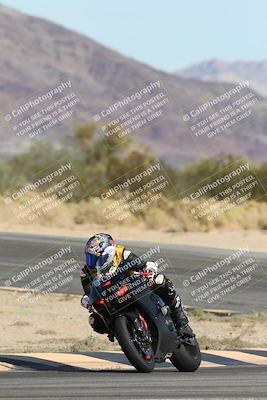 media/Nov-16-2025-Race Pace (Sun) [[8c5fa54630]]/Non Verified Riders (1st 20 Minutes)/2-Turn 10 (1010am)/